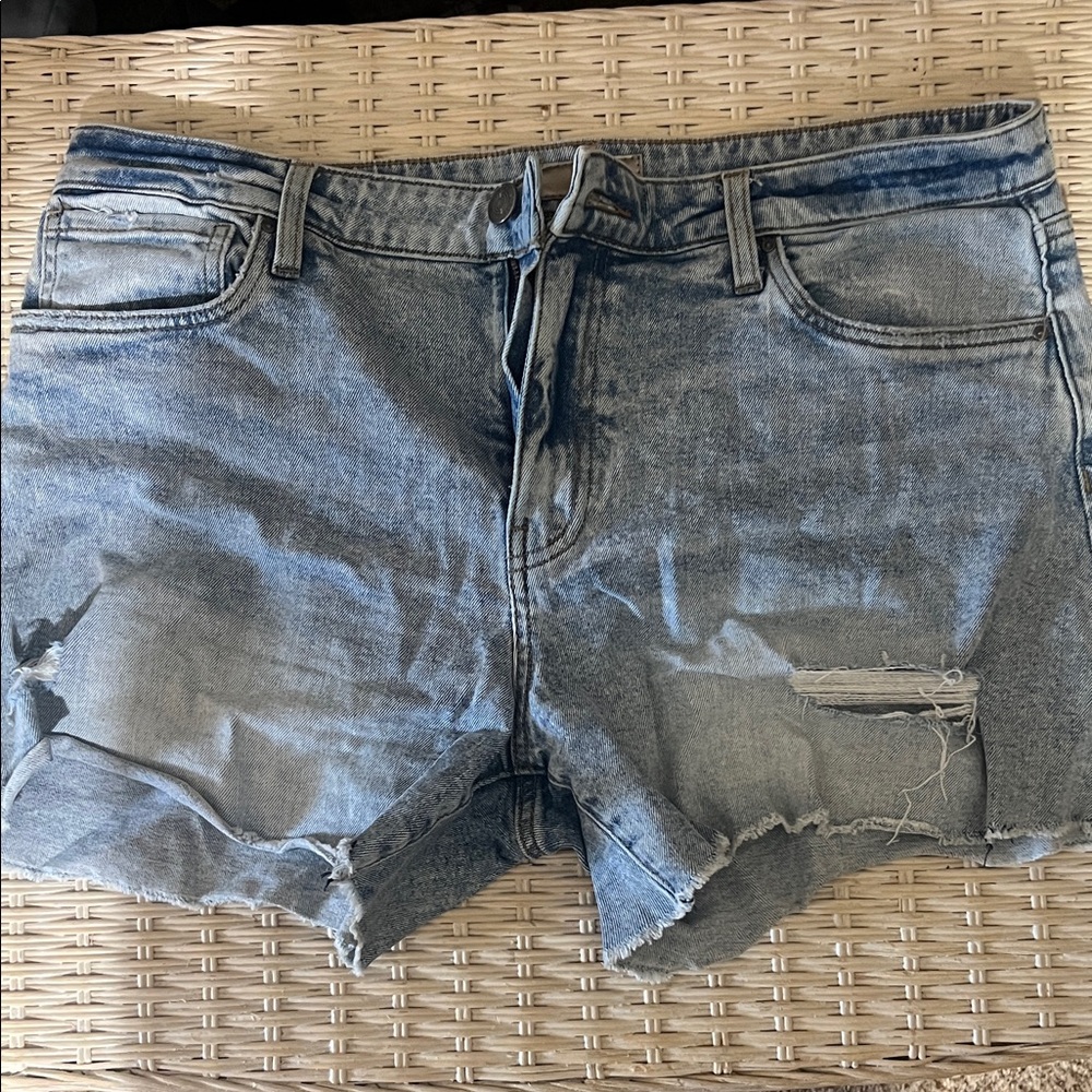 Kut from the Kloth Light Blue Denim Shorts